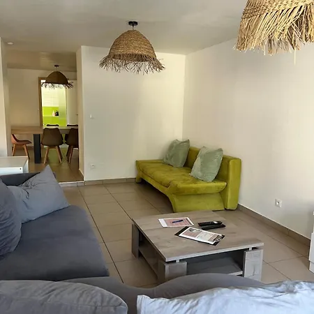 Apartment Le Familial 6 Personnes Wifi Parking
